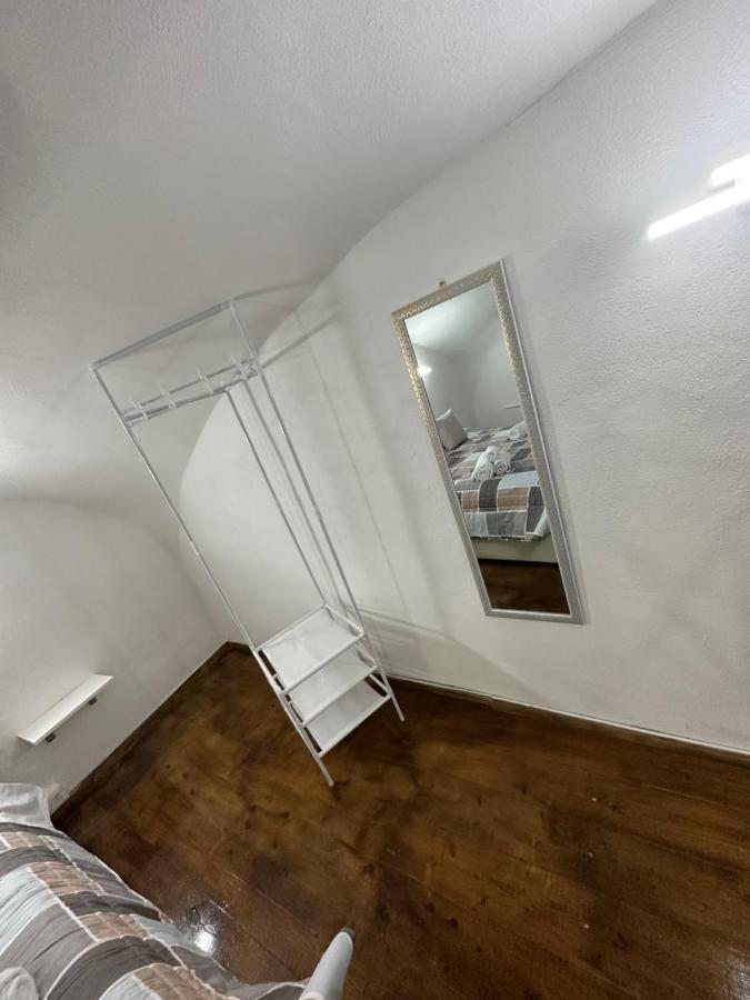 Апартаменты Aurora House Неаполь Экстерьер фото