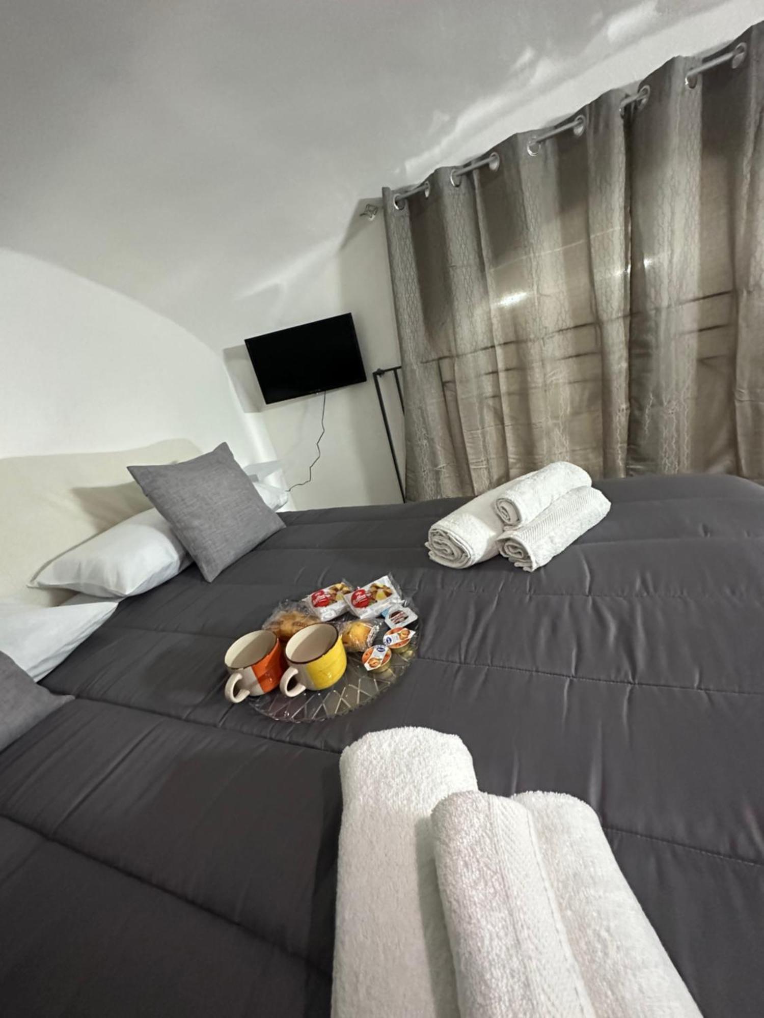 Апартаменты Aurora House Неаполь Экстерьер фото